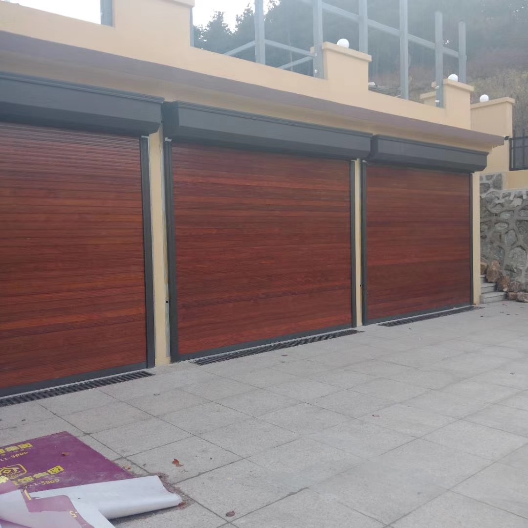電動(dòng)卷簾門 現(xiàn)代車庫(kù)門的智能選擇